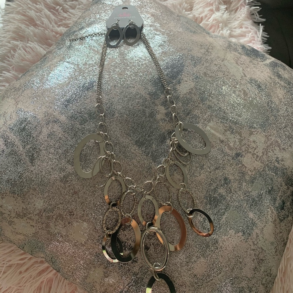 Collar